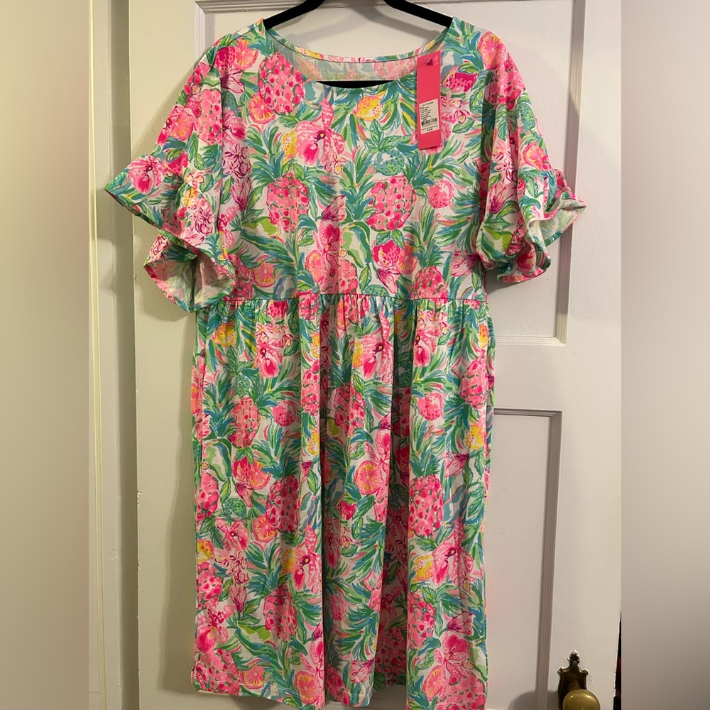 Lilly tiltson short sleeve size large